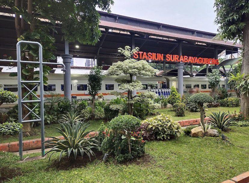 7 Hotel Dekat Stasiun Surabaya Gubeng, Mulai Rp150 Ribuan