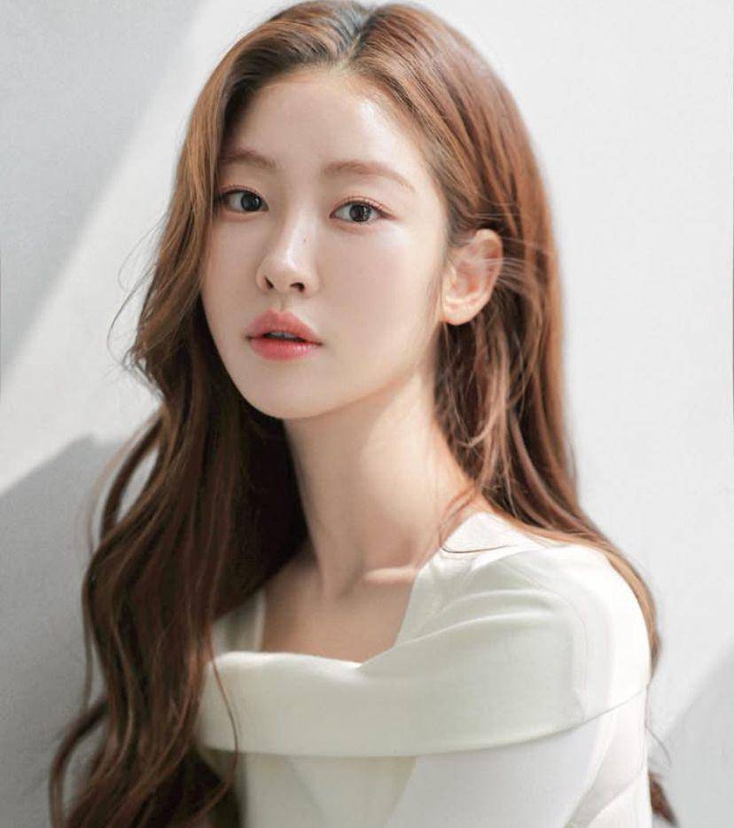 biodata dan profil Song Ji Woo (Instagram.com/zwu1215)