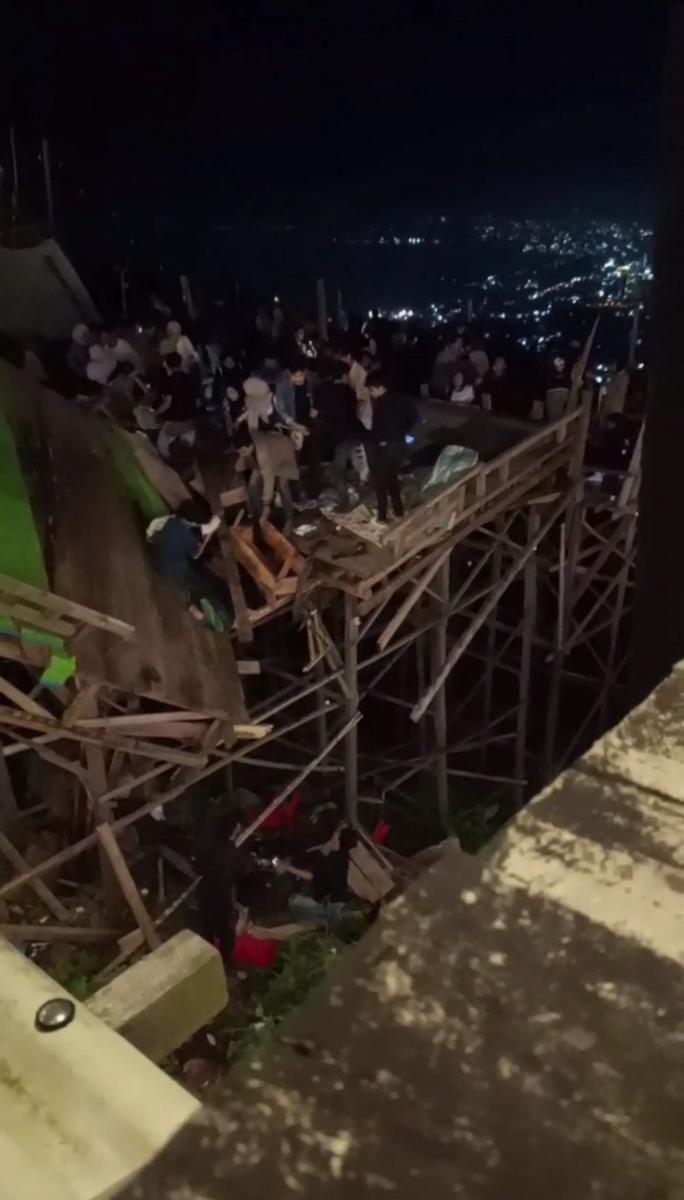 Kedai di Bandar Lampung Ambruk Saat Malam Tahun Baru