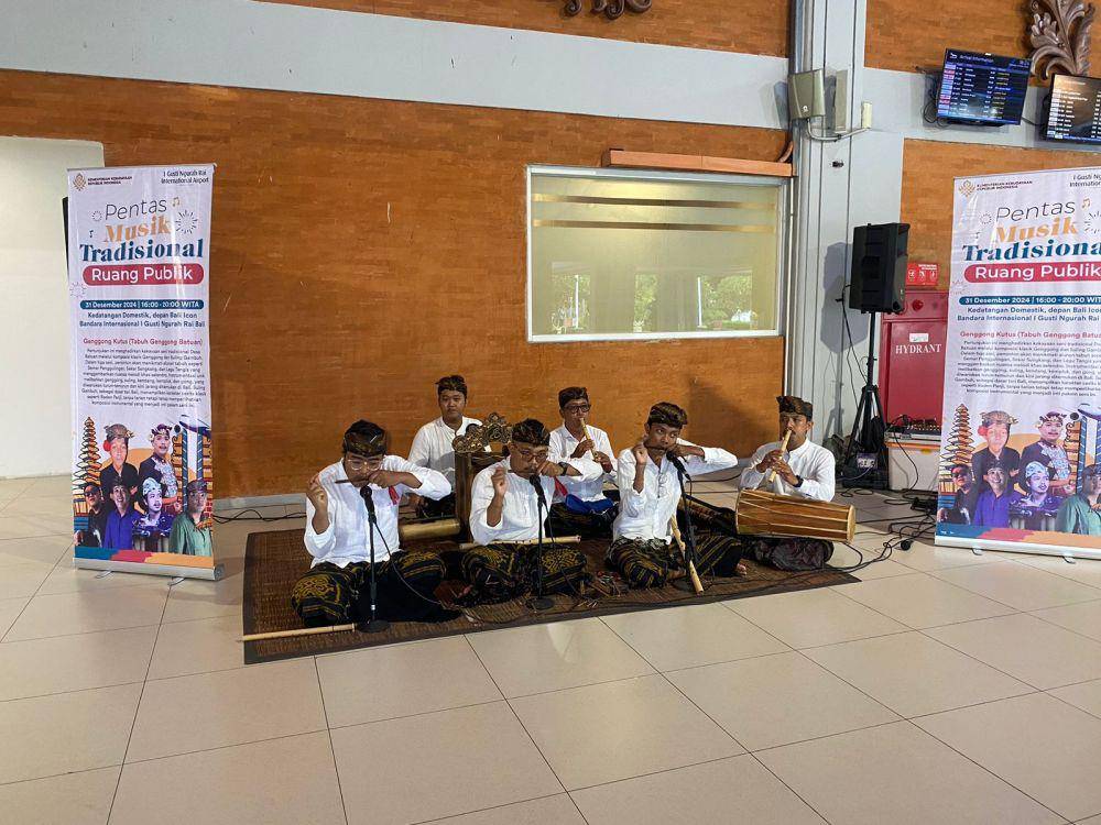 Pentas musik tradisional di ruang publik (Dok. Kemenbud)