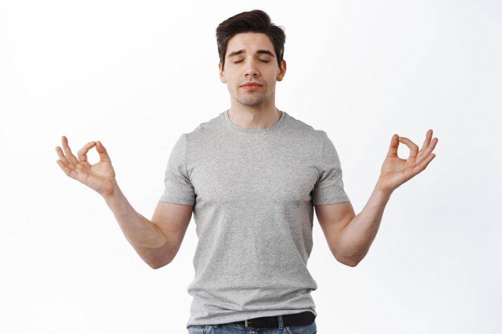 potret meditasi (freepik.com/cookie_studio)