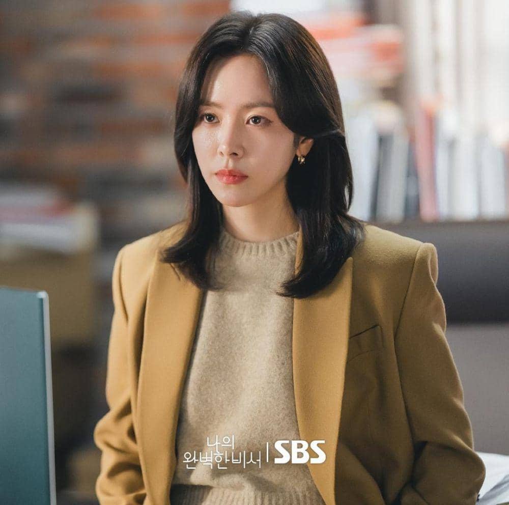 Han Ji Min di drama Love Scout (instagram.com/sbsdrama.official)