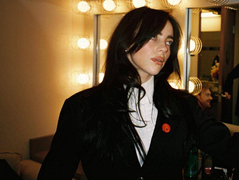 Potret siren eyes ala Billie Eilish (instagram.com/billieeilish)