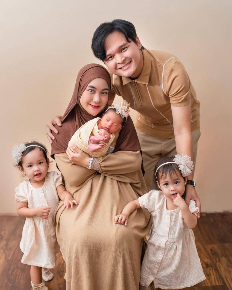 potret seleb melahirkan anak ke-3 di 2024 (instagram.com/anisarahma_12)