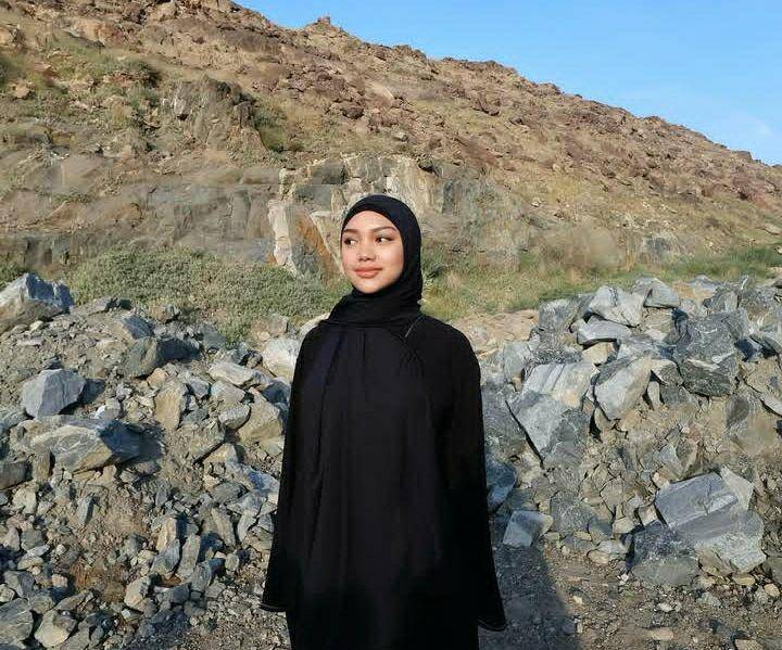 momen Naura Ayu pertama kali umrah (instagram.com/naura.ayu)