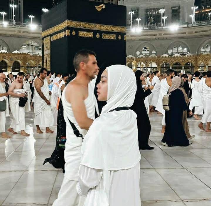 momen Naura Ayu pertama kali umrah (instagram.com/naura.ayu)