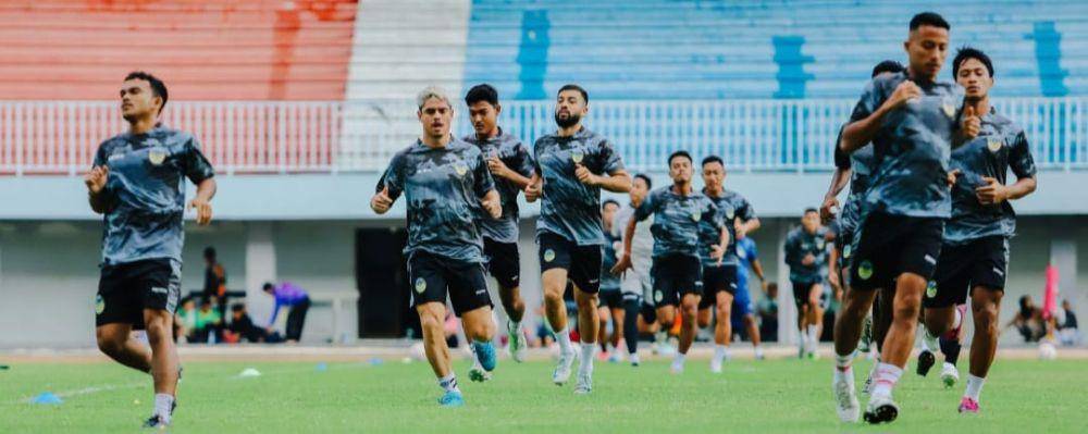 Tim PSIM Jogja saat latihan di Stadion Mandala Krida Yogyakarta (psimjogja.id)