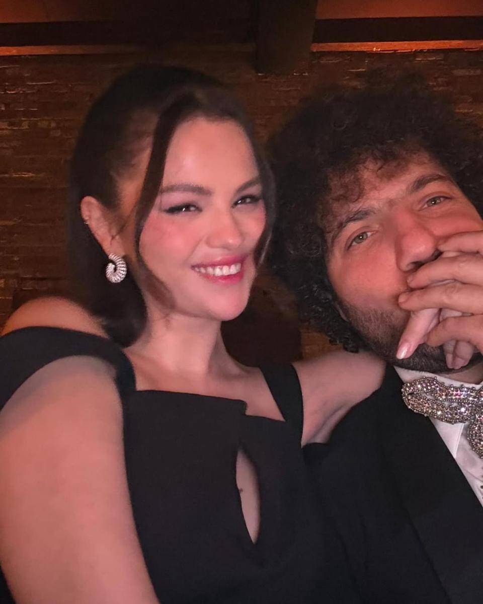 potret artis Hollywood sambut tahun baru 2025 (instagram.com/selenagomez)