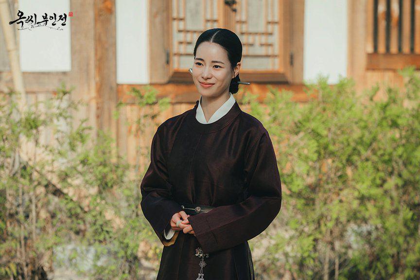 7 Bukti Goo Deok Istri yang Berbakti di The Tale of Lady Ok, Panutan