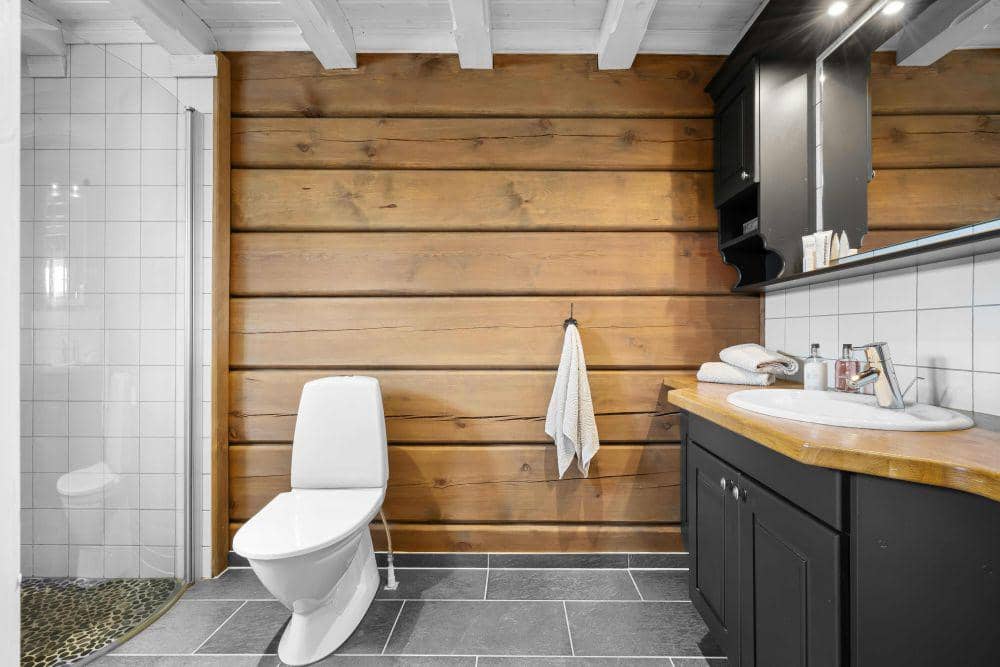 inspirasi Japandi-style bathroom (unsplash.com/Alex Tyson)