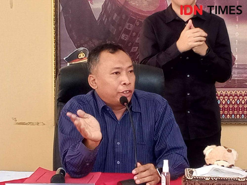 Ketua LPA Kota Mataram Joko Jumadi. (IDN Times/Muhammad Nasir)