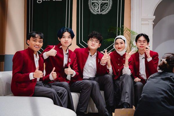 7 Potret Sandy CoC saat Jadi Coach Academy of Champions