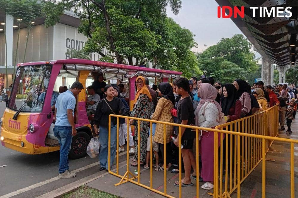 Menhub Ungkap Alasan Dominasi Kendaraan Pribadi pada Nataru 2025/2026