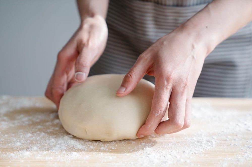 5 Cara Mengatasi Adonan Roti yang Over Proofing