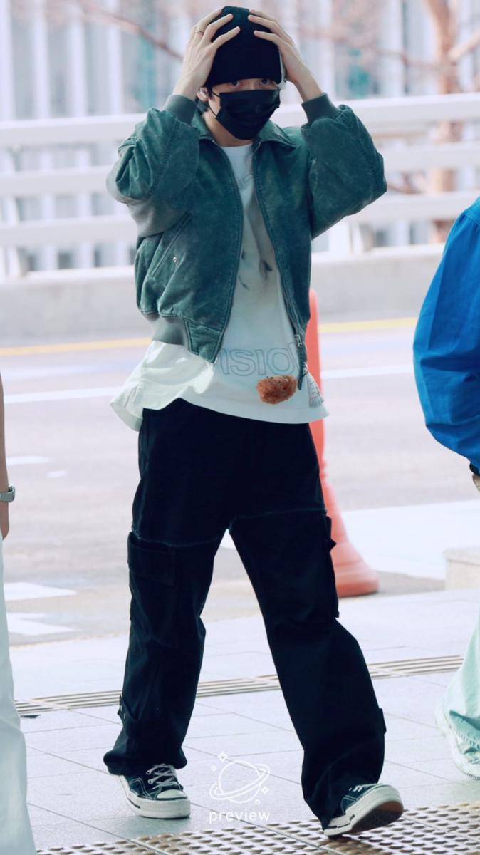 Jisung NCT (x.com/microcosmJS25)