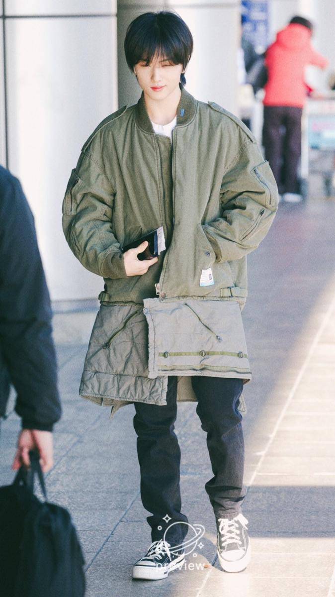 Jisung NCT (x.com/microcosmJS25)