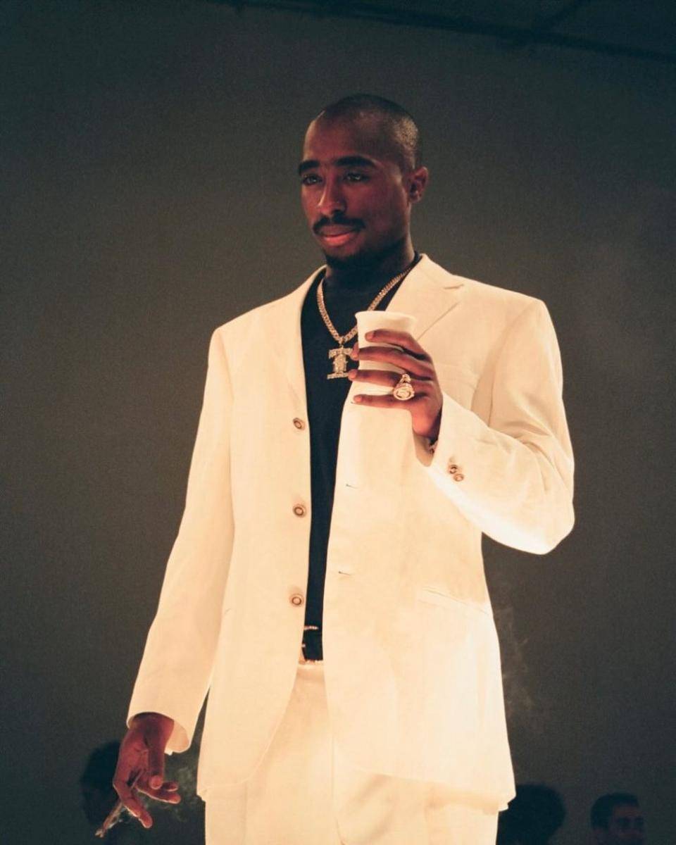 Tupac Shakur (instagram.com/2pac)