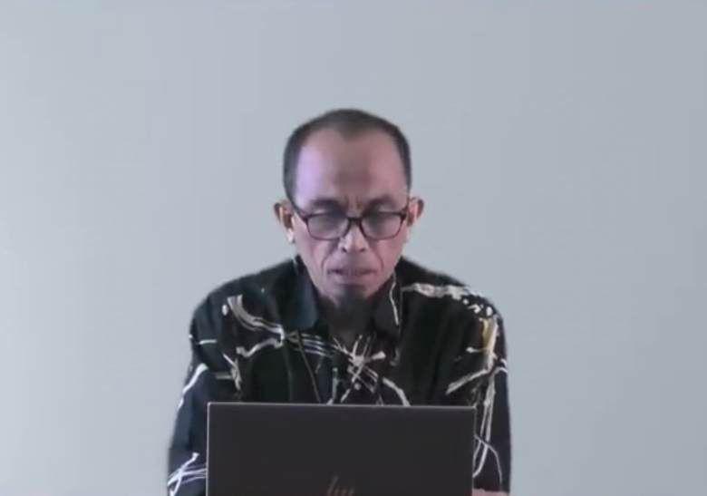Statistisi Ahli Madya BPS Provinsi Lampung, M Ilham Salam menyampaikan rilis resmi statistik Lampung periode Desember 2024. (Dok. BPS Lampung).