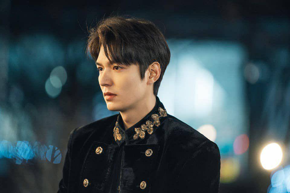 Lee Min Ho (instagram.com/myment_official)