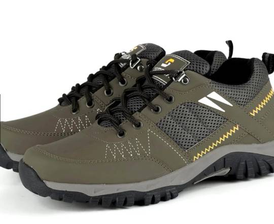 Khamzo Sneakers Pria Outdoor Adventure D04 (shopee.co.id/Khamzo Official Shop)