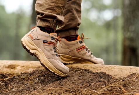 Lavio Sepatu Pria Safety Boots High (shopee.co.id/Lavio Footwear Official Shop)