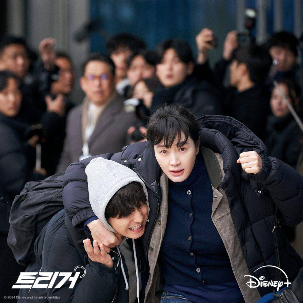 still cut drama Unmasked (instagram.com/disneypluskr)