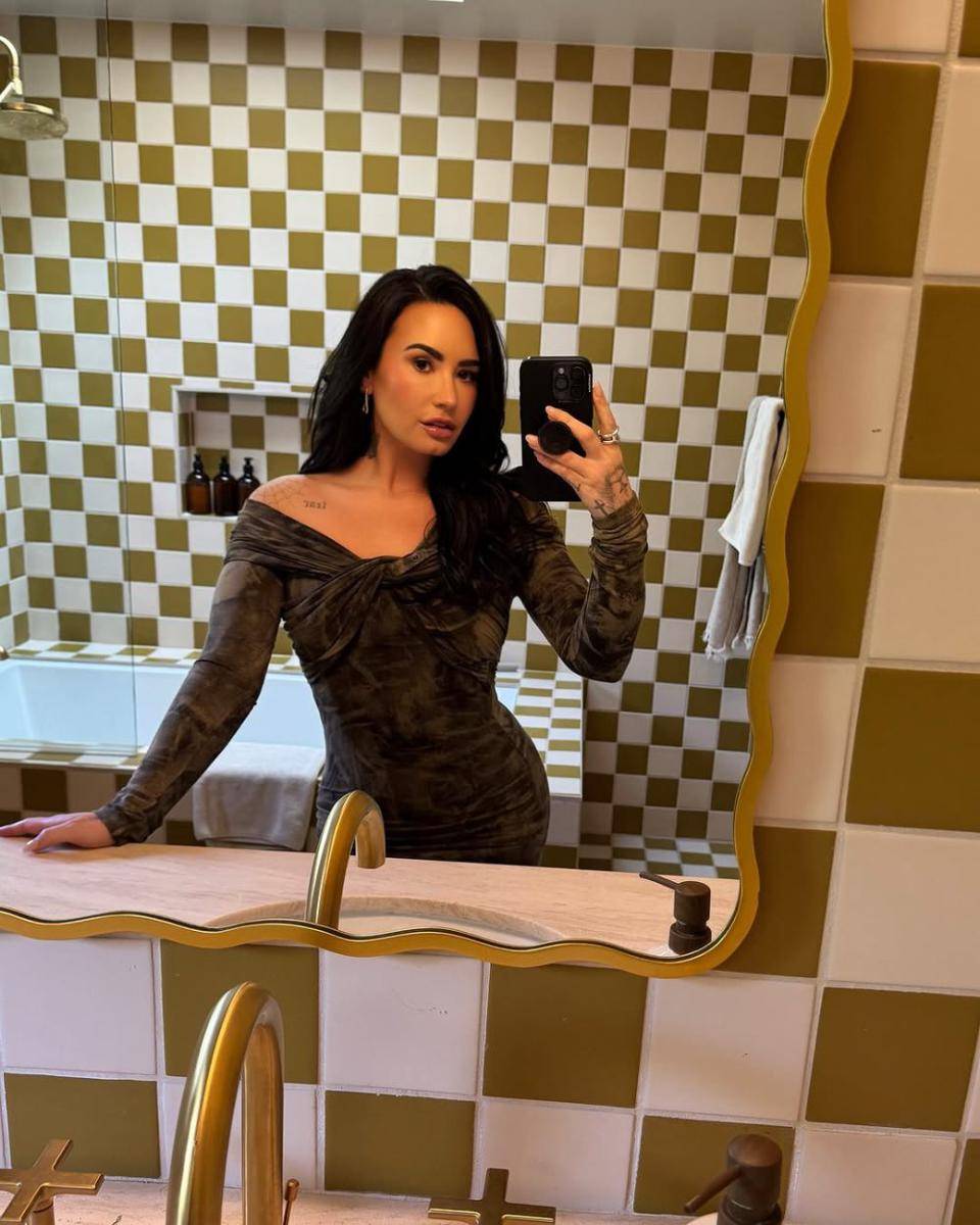 potret perayaan tahun baru Demi Lovato (instagram.com/ddlovato)