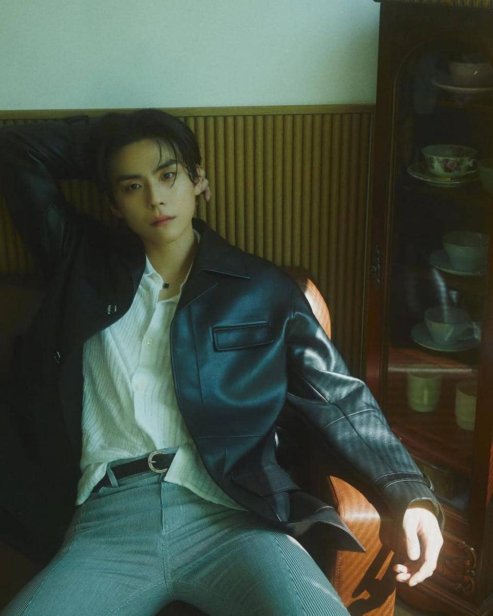 Kim Do Hoon (instagram.com/semcompany_)