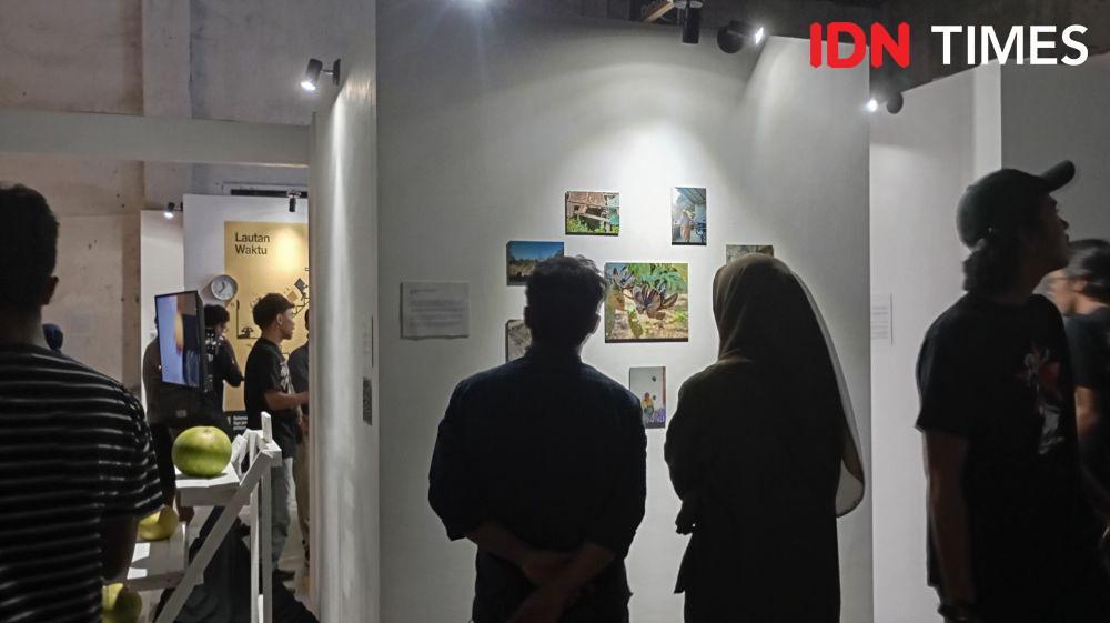 Melambat untuk Mekar: Setumpuk Cerita dari Pameran Bakka