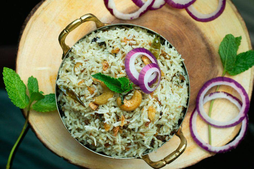 ilustrasi nasi (unsplash.com/Kalyani Akella)