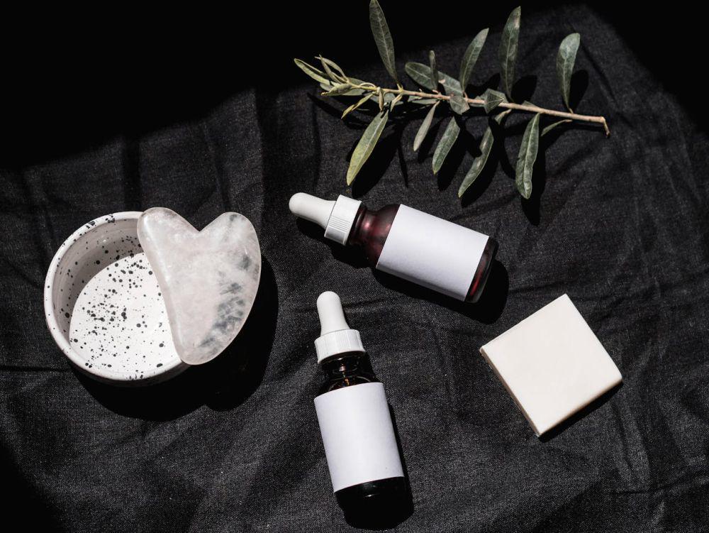 6 Bahan Skincare yang Wajib Ada untuk Kulit Sehat dan Glowing