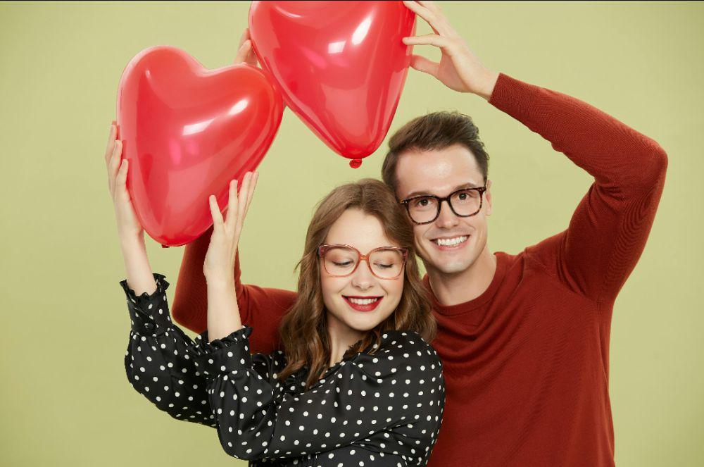 30 Ucapan Valentine untuk Pasangan, Bikin Hati Meleleh!