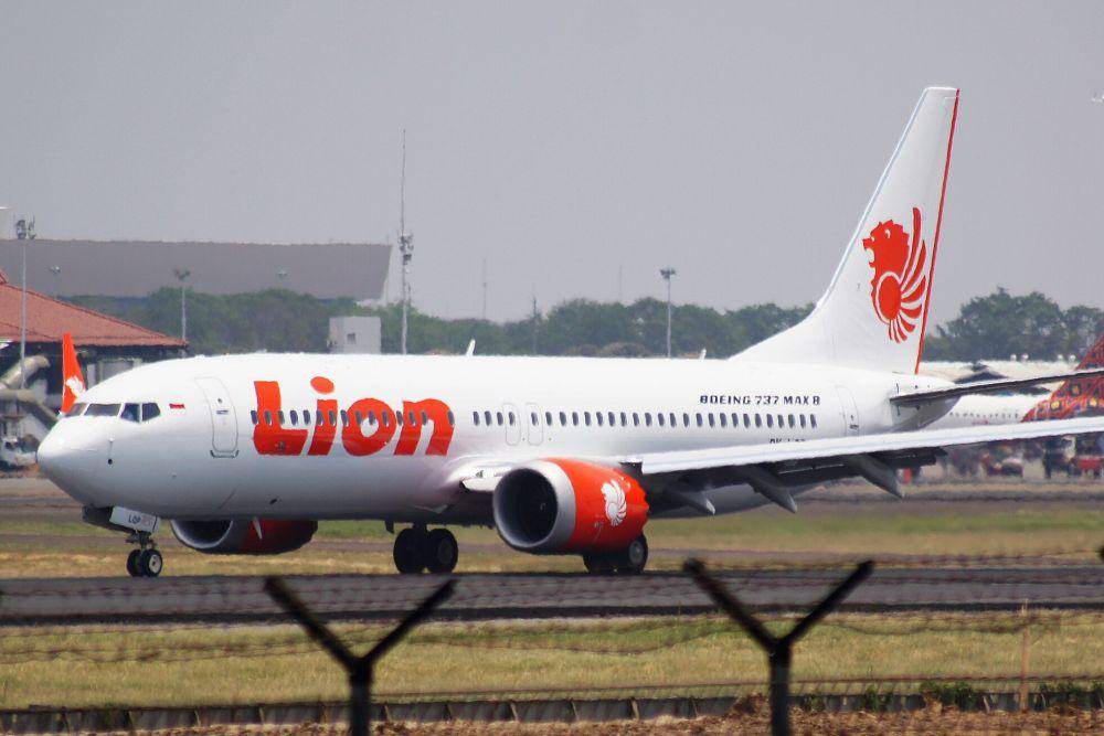 pesawat Lion Air Flight 610 sebelum lepas landas (commons.wikimedia.org/PK-REN)