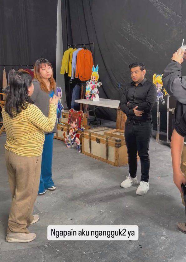 potret Fadil Jaidi syuting iklan di China (instagram.com/fadiljaidi)