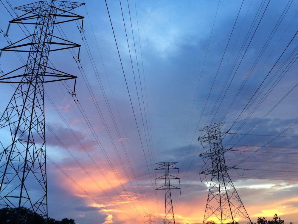 Petugas Wifi Tersengat Listrik di Prambon Nganjuk