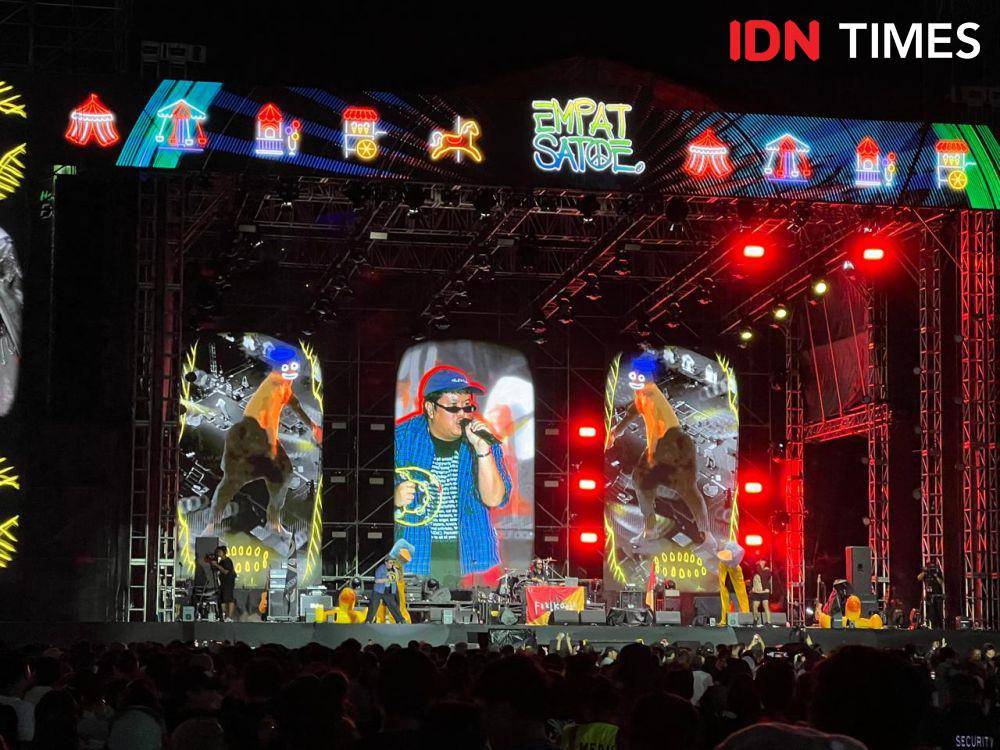Penampilan Feel Koplo di Konser Empat Satoe Slank (IDN Times/Wahyu Kurniawan)