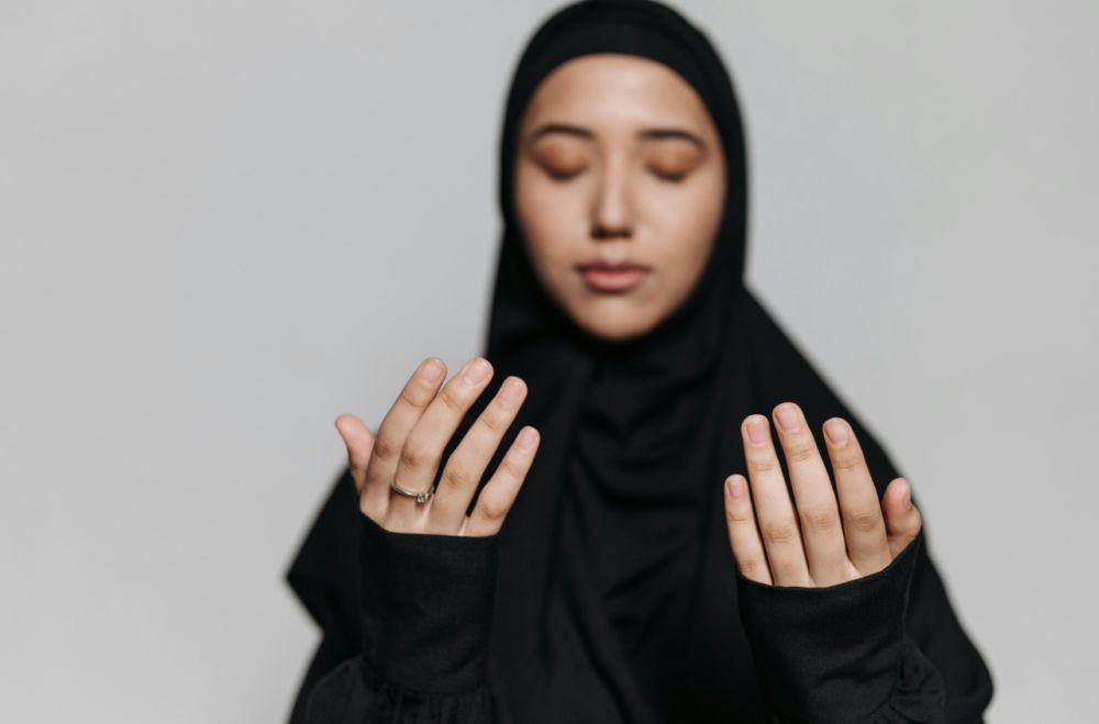 Niat Puasa Tasua dan Qada Ramadan, Apakah Boleh Digabungkan?