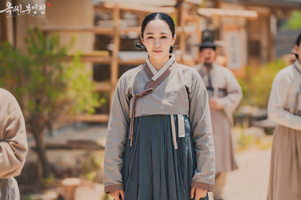 still cut drama The Tale of Lady Ok (dok.JTBC/The Tale of Lady Ok)