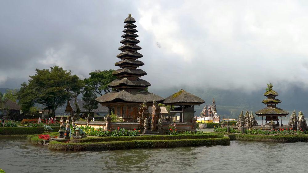 5 Rute Trail Running Terbaik Indonesia, Pengalaman Lari Tak Terlupakan