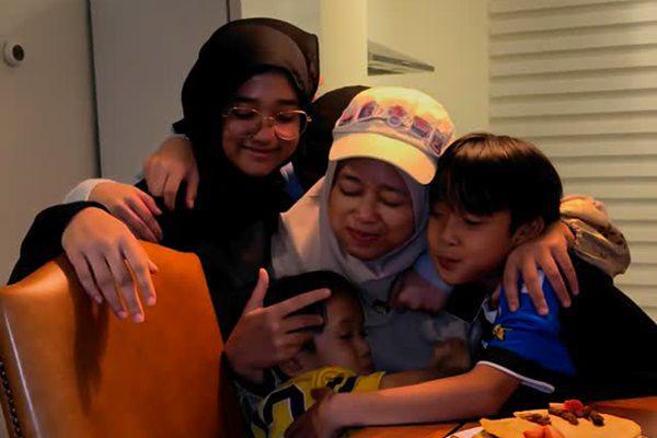 7 Potret Kejutan Ulang Tahun Ke-41 Istri Irfan Hakim di Belanda