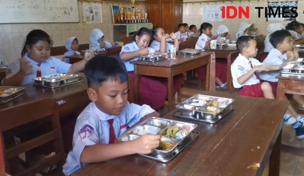 15 Sekolah di Colomadu, Karanganyar Jalani Program MBG