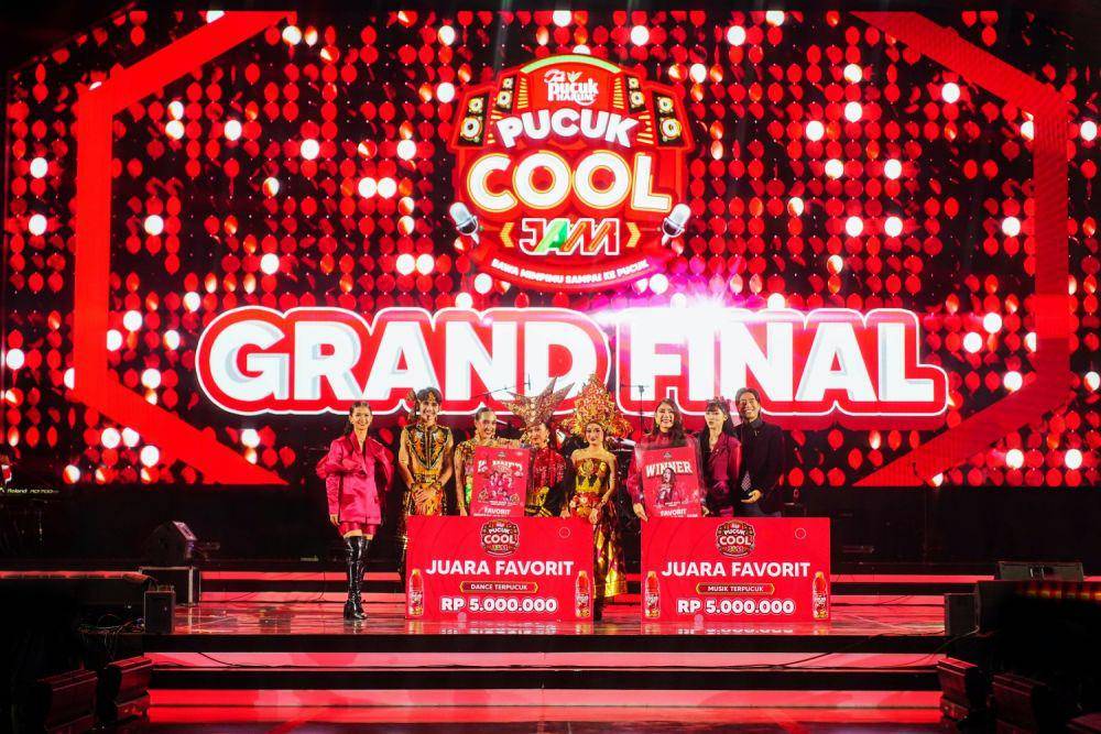 Para juara favorit kategori “Dance Terpucuk” dan “Musik Terpucuk” di Pucuk Cool Jam 2024 (Dok. Teh Pucuk Harum)