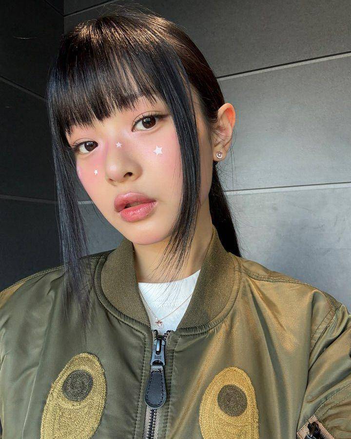 Hanni Newjeans (instagram.com/newjeans_official)