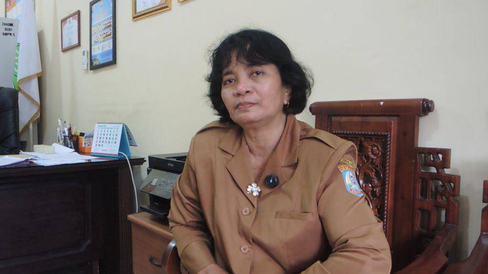 Plt Kepsek SMP Negeri 5, Sriwati. (IDN Times/Erik)