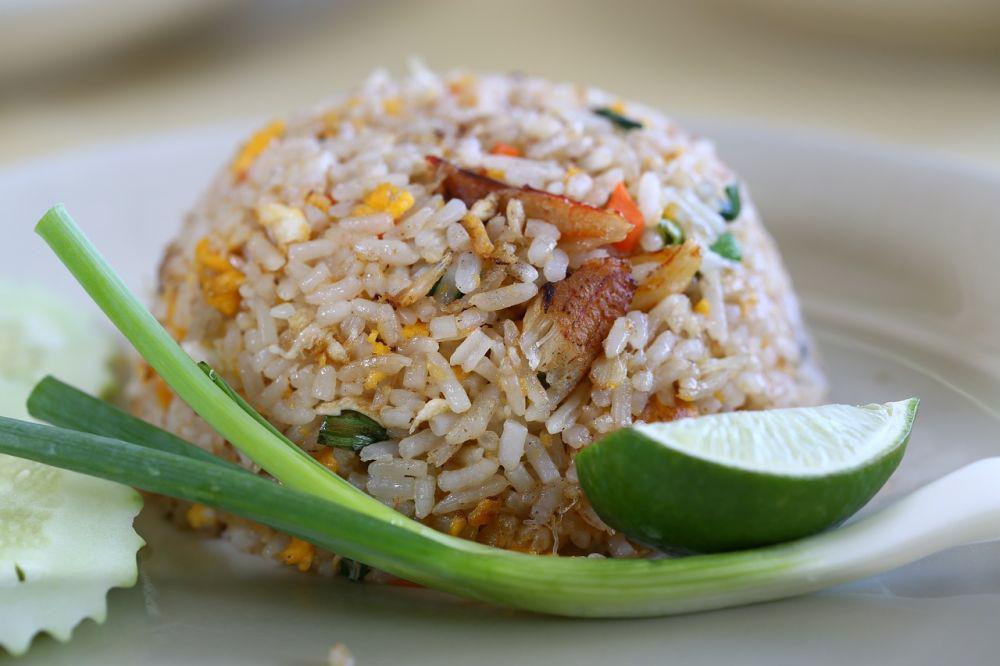 13 Bahan yang Bikin Nasi Goreng Jadi Lebih Sedap Mantap