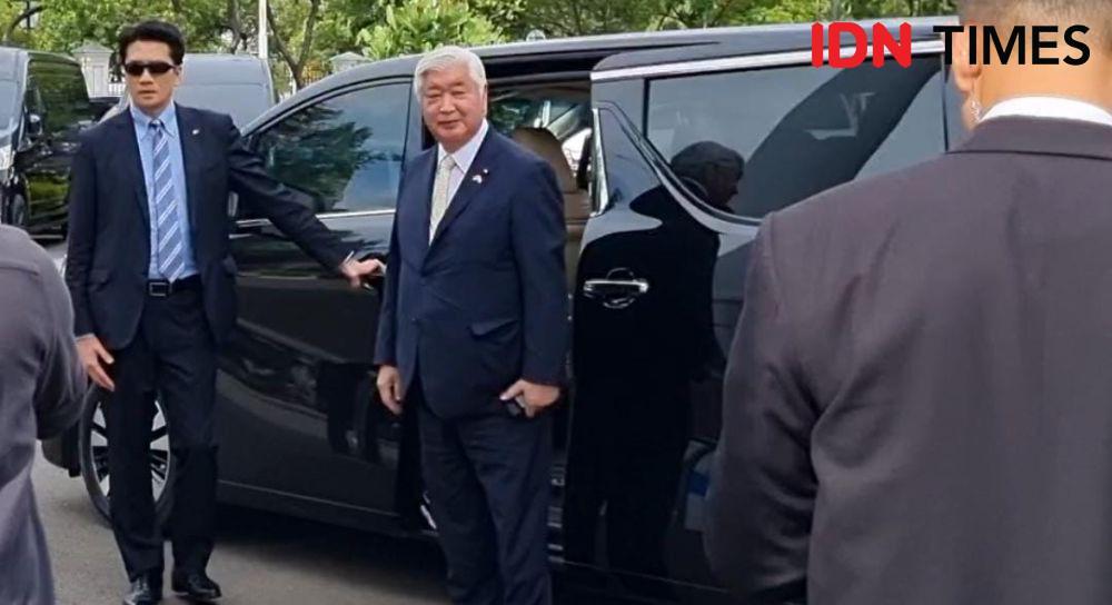 Prabowo Terima Menteri Pertahanan Jepang di Istana