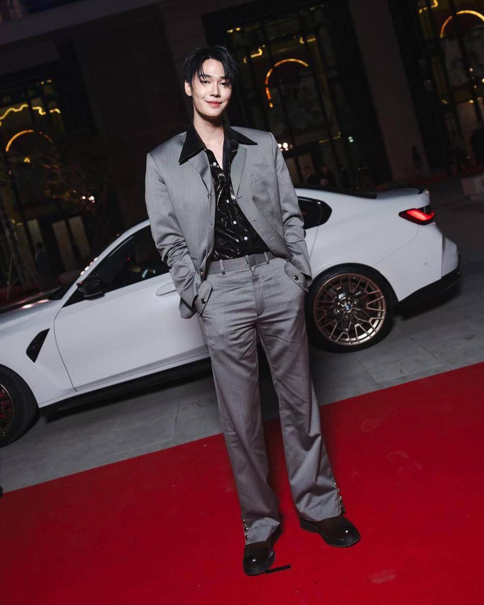 Dew Jirawat (instagram.com/dew_jsu)