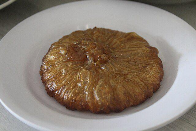 Resep Kue Cucur Bersarang tanpa Mixer, Praktis Bikinnya!