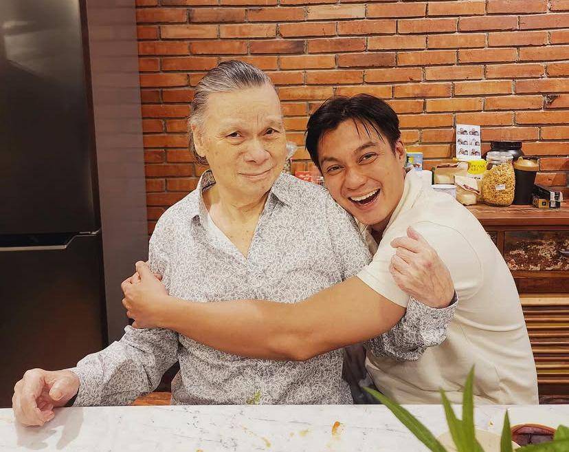 potret kenangan Baim Wong bersama ayahnya yang meninggal dunia (Instagram.com/baimwong)