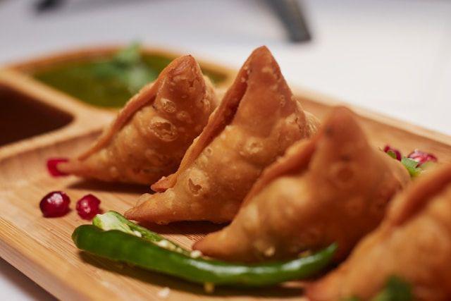 Resep Samosa Ayam Kari yang Enaknya Bikin Nagih